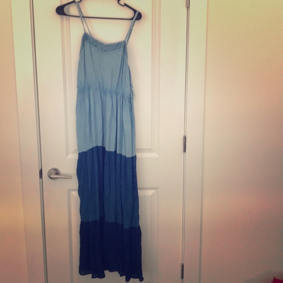Maxi - Picture 1 of 1